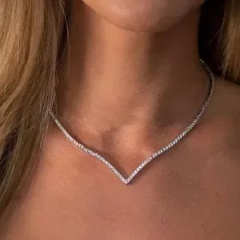 New V Shape Rhinestones Choker Delicate?Necklace 14+10 Extension